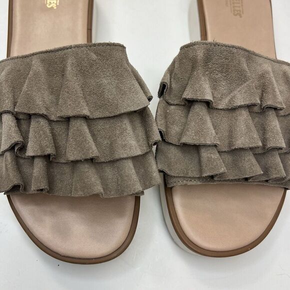 Seychelles Axis Taupe Suede Ruffle Slides Sandals Size 7.5 - Picture 4 of 9